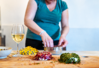 De la vigne &agrave; l'assiette : cueillette, cuisine & accords mets-vins