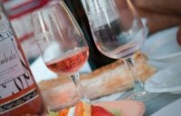Le Brunch : Le Rosé ramène sa Fraise Le Brunch : Le Rosé ramène sa Fraise