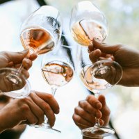 Vins et ros&eacute;s